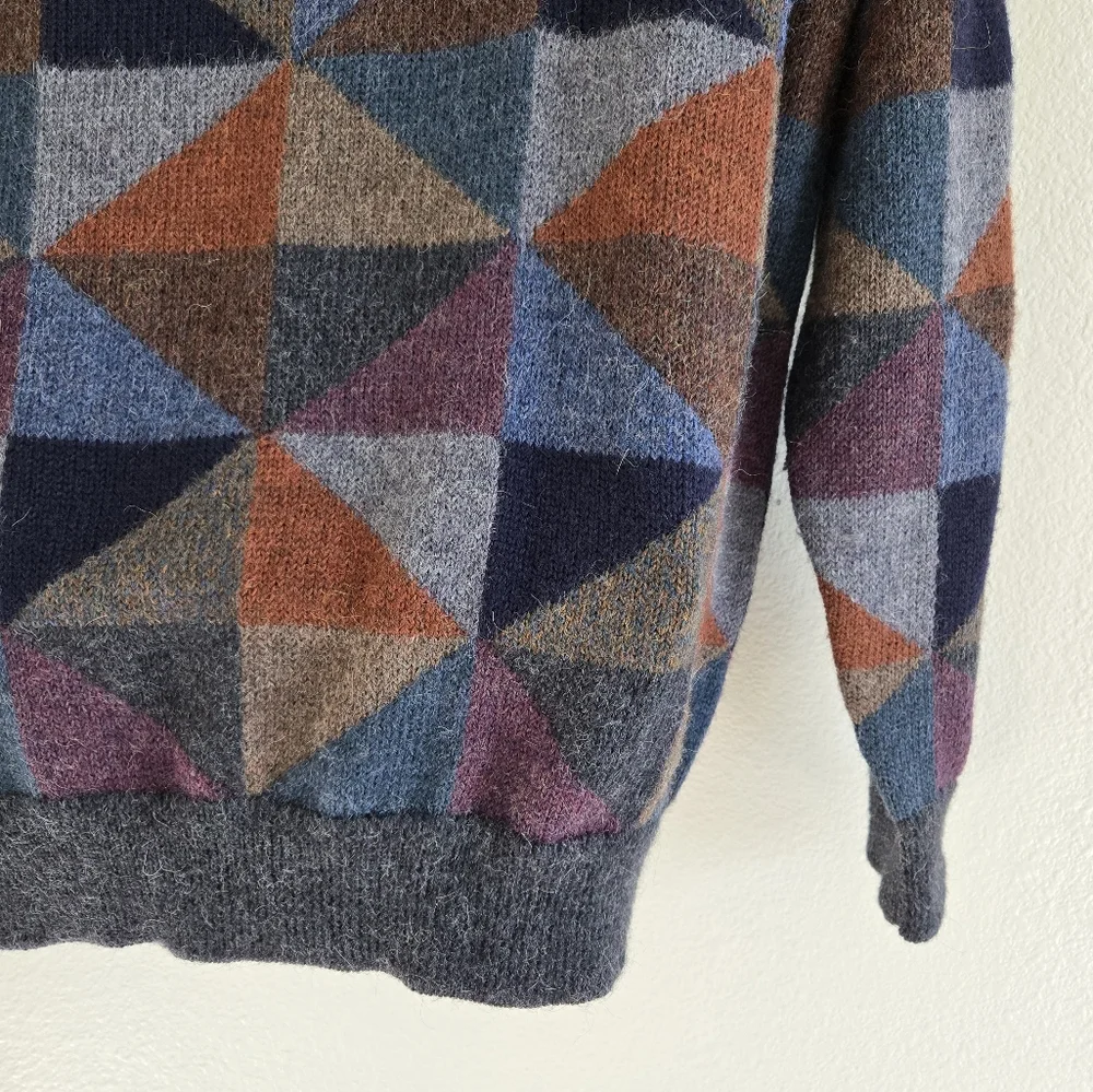Paul Stuart soft patterned